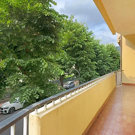 Casa Nonna Adri Lägenhet Levanto